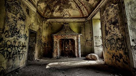 Fotografia di un luogo abbandonato