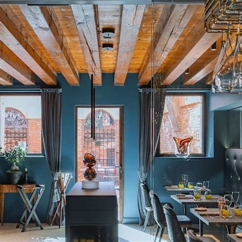 Interni moderni e accoglienti del ristorante Gettó Gulyás