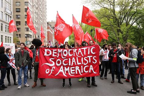 Manifestazione dei Democratic Socialists of America