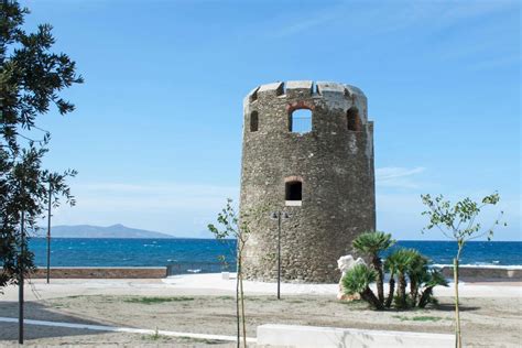 Monumento agli emigrati di Siniscola