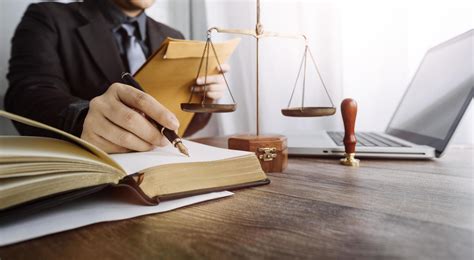 Tribunale con un giudice