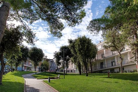 Parco di Villa dei Pini