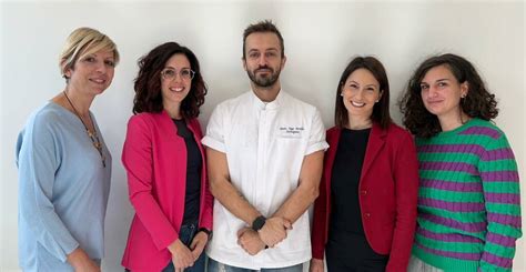 team multidisciplinare in un centro benessere