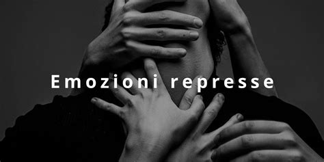 Illustrazione che rappresenta il legame tra emozioni represse e sintomi fisici