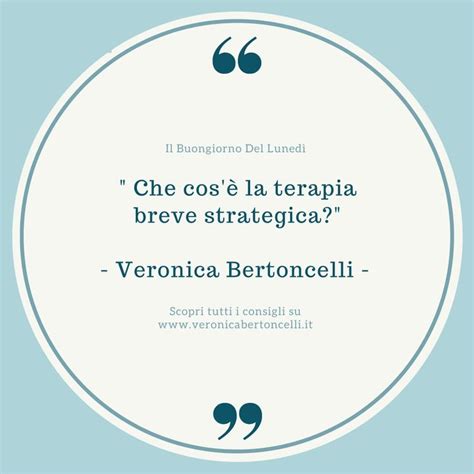Psicologo che parla con un paziente in terapia breve strategica