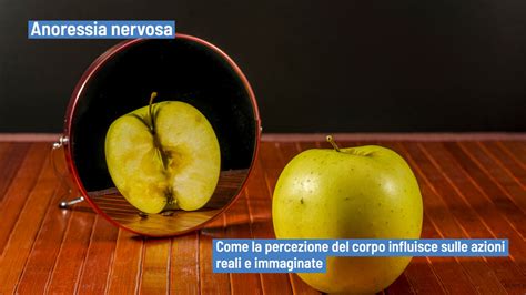 Infografica che confronta l'anoressia restrittiva e quella con abbuffate/condotte di eliminazione