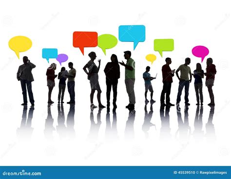 Persone che interagiscono in un contesto sociale