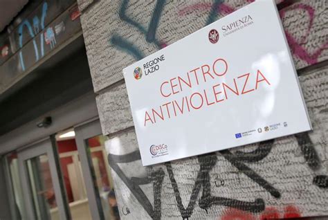 Mappa dell'Italia con la localizzazione dei principali Centri Antiviolenza.