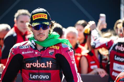 manager che parla con il suo team