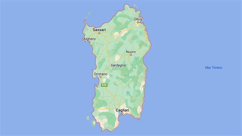 Mappa della Sardegna che mostra la sua posizione geografica reale rispetto a una posizione percepita più a nord