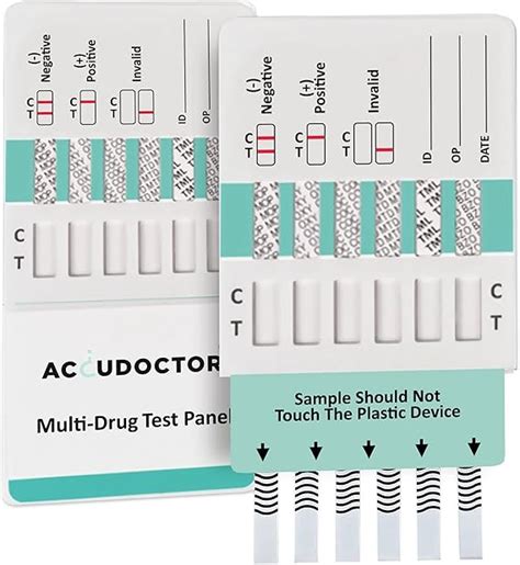 Immagine di diverse strisce reattive per test antidroga in un laboratorio