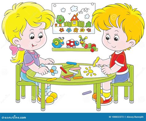 bambini che disegnano con colori vivaci