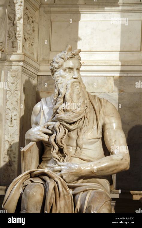 Statua del Mosè di Michelangelo a Roma