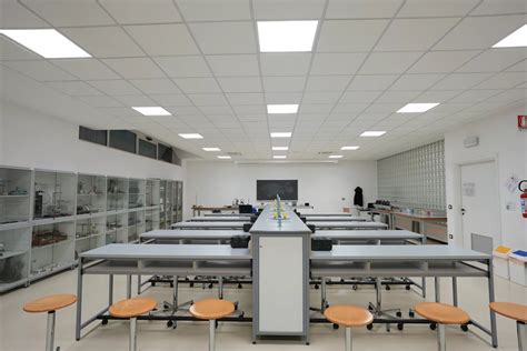 Struttura moderna di un laboratorio di neuropsicologia