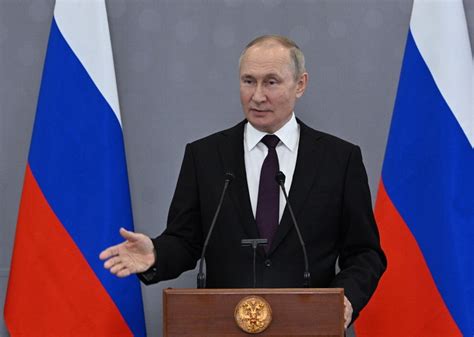 Vladimir Putin in conferenza stampa