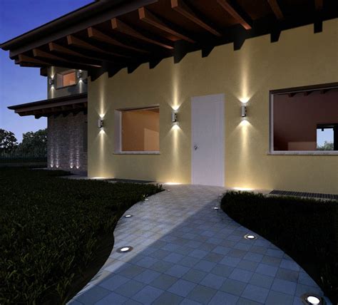 Esempio di illuminazione esterna automatizzata con crepuscolare