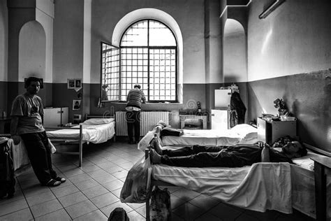 Immagine di un vecchio ospedale psichiatrico