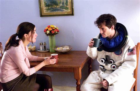 Scena del film Adam con Hugh Dancy e Rose Byrne