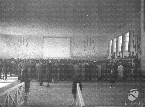 Sala da Pachinko affollata